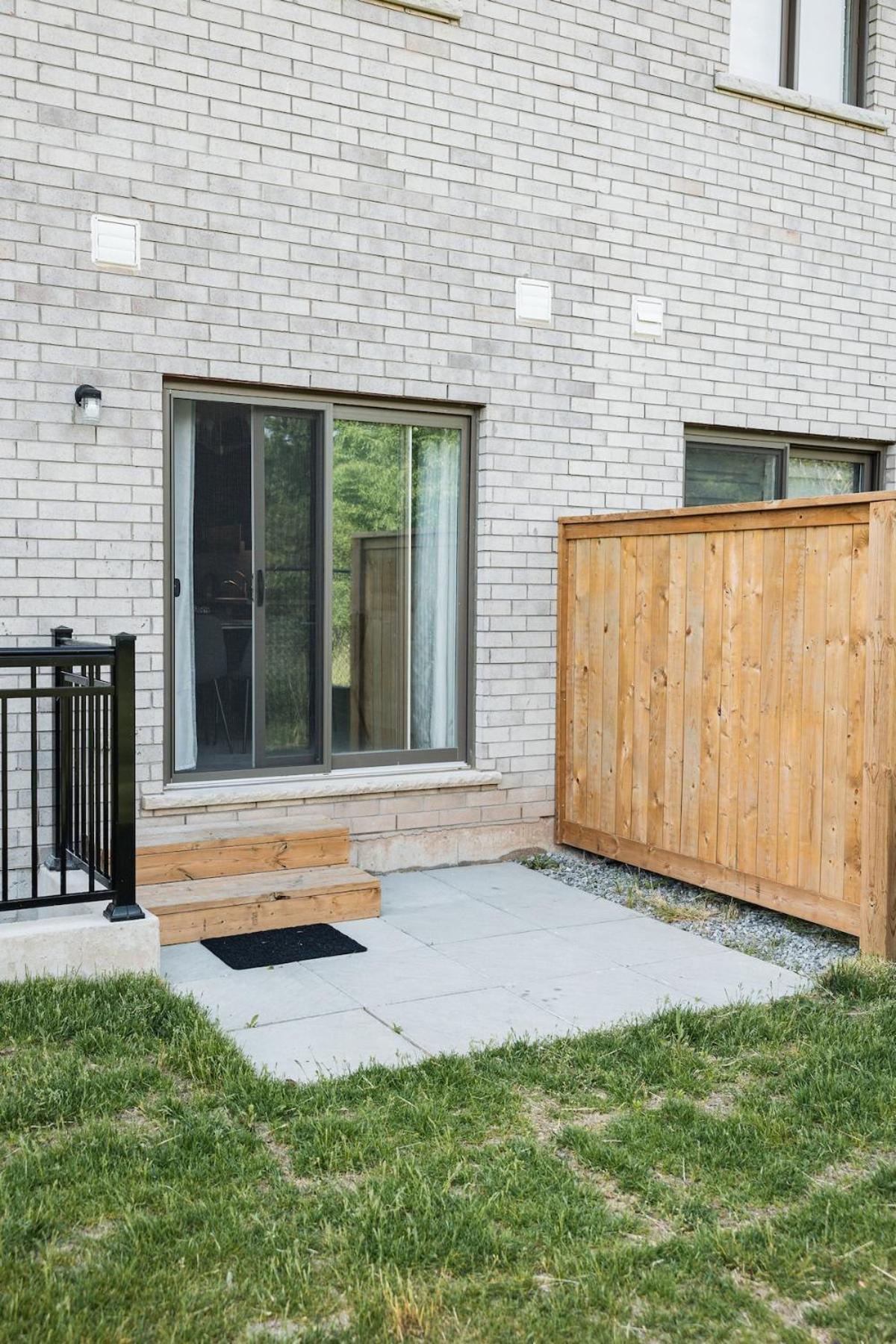 Villa Luxury Living 5 Mins From The Falls Niagara Falls