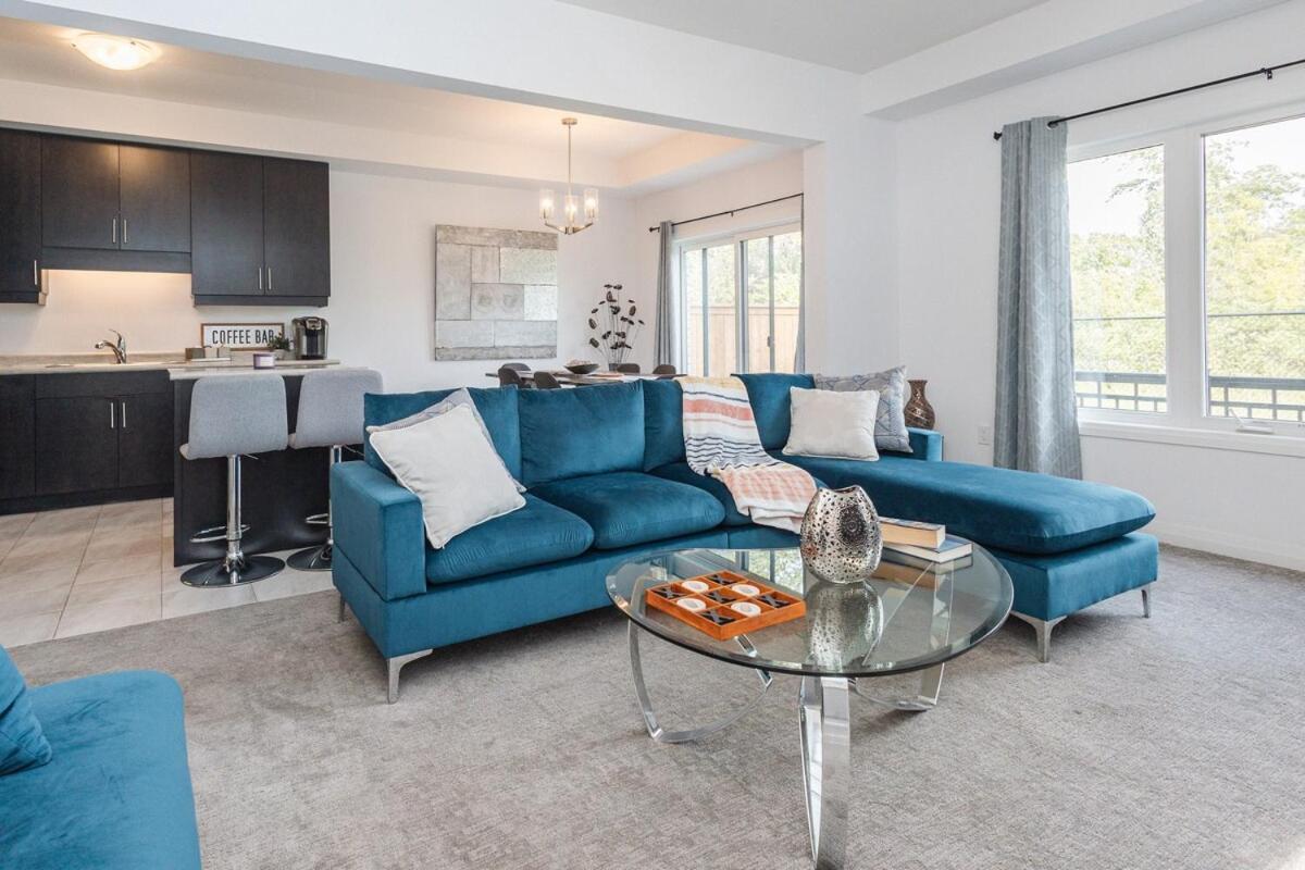 Luxury Living 5 Mins From The Falls Villa *
